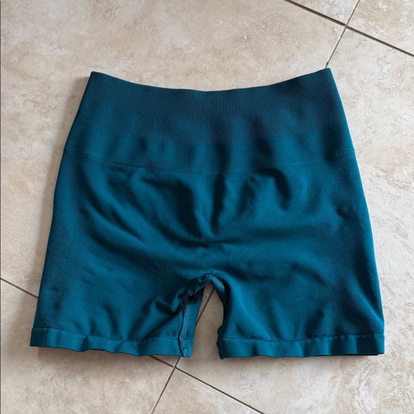 Alphalete Women's Deep Teal Bike Shorts - Picture 2 of 2